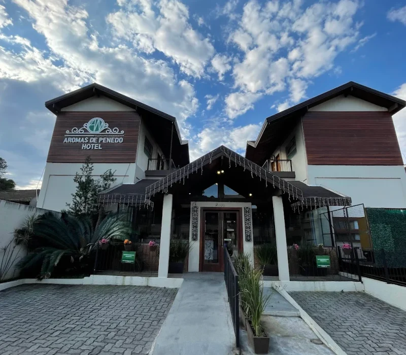 hotel aromas de penedo